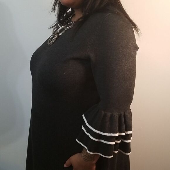 Dress Barn Women's Sweater Dress. C1 - Picture 5 of 5